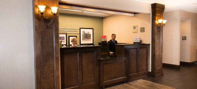 卡尔斯塔特欢朋酒店-梅多兰兹(Hampton Inn Carlstadt at The Meadowlands)图片