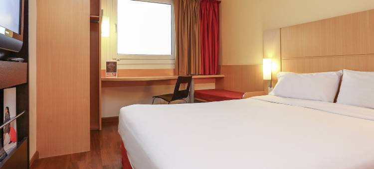 布宜诺斯艾利斯宜必思方尖碑酒店(Ibis Buenos Aires Obelisco)图片