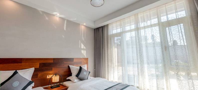 金华横店追星可代办门票客栈(春秋唐园拍摄基地分店)图片