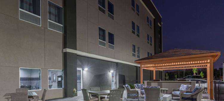 休斯顿东I-10拉昆塔温德姆套房酒店(La Quinta Inn & Suites by Wyndham Houston East at Sheldon Rd)图片