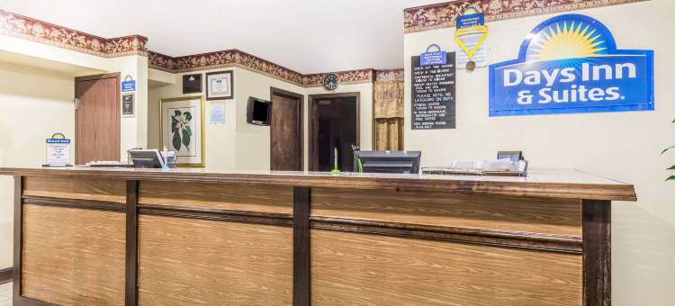 俄亥俄州吉拉德扬斯敦温德姆戴斯套房酒店(Days Inn & Suites by Wyndham Youngstown / Girard Ohio)图片