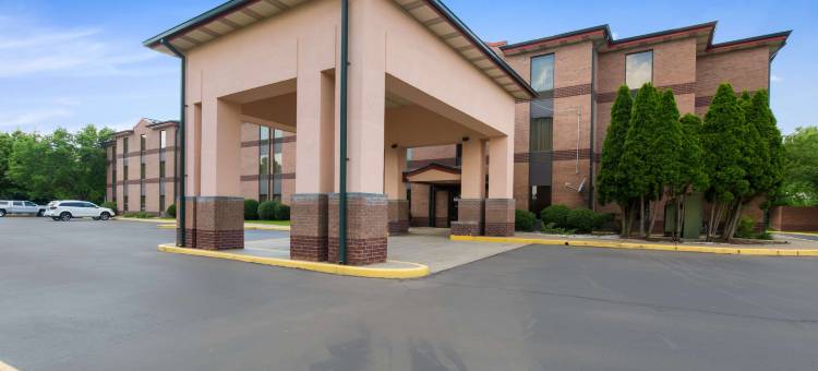 塞勒斯堡品质酒店及套房(Quality Inn & Suites)图片