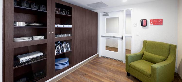 提华纳玛可广场长住套房酒店(Extended Suites Tijuana Macroplaza)图片