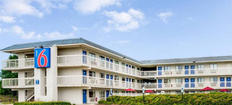 芝加哥西北 - 罗林梅多斯6号汽车旅馆(Motel 6 Rolling Meadows, IL - Chicago Northwest)图片