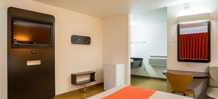 文纳奇6号汽车旅馆(Motel 6 Wenatchee, WA)图片