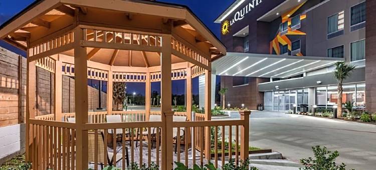 休斯顿东I-10拉昆塔温德姆套房酒店(La Quinta Inn & Suites by Wyndham Houston East at Sheldon Rd)图片