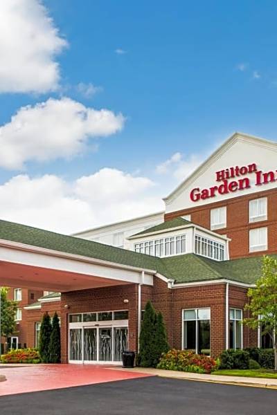 竞技场中央希尔顿花园酒店欢朋酒店(Hilton Garden Inn Hampton Coliseum Central)