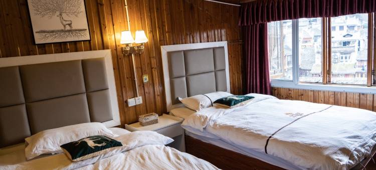 丽江古城与山而栖qi)精品南门民宿(东正街分店)图片