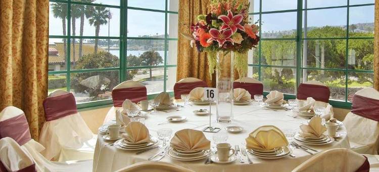 圣佩德罗洛杉矶港希尔顿逸林酒店(DoubleTree by Hilton San Pedro - Port of Los Angeles)图片