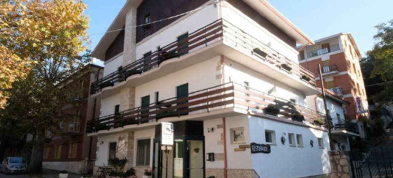 佩斯柯法尔科内酒店(Hotel Pescofalcone)图片