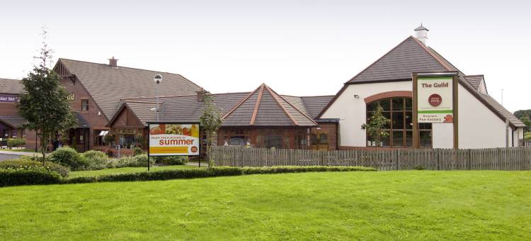 布罗姆斯格罗夫市中心普里米尔酒店(Premier Inn Bromsgrove Central)图片