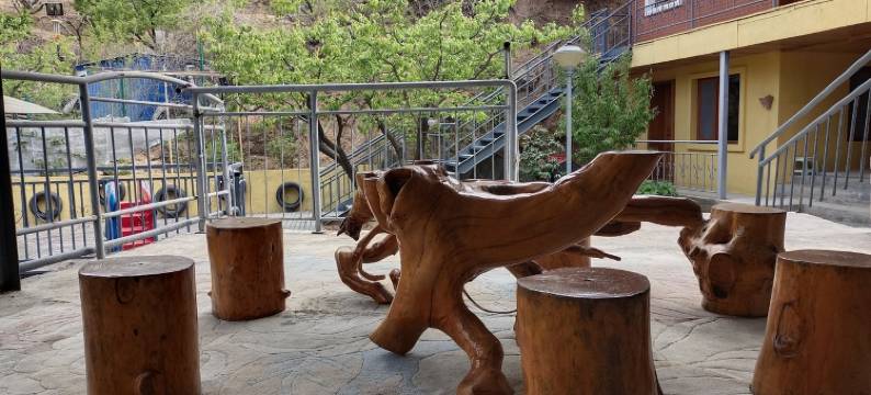 山间小筑特色木屋三居室别墅(文阳路分店)图片