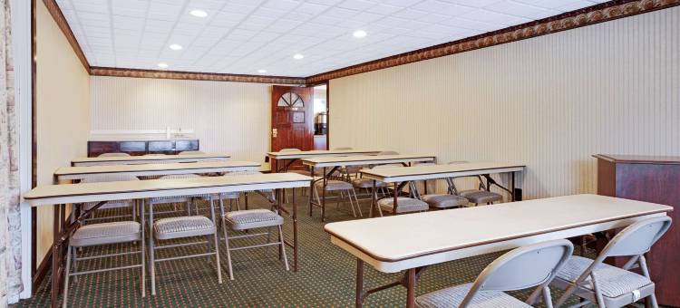 芒特劳雷尔骑士酒店(Knights Inn Mount Laurel)图片