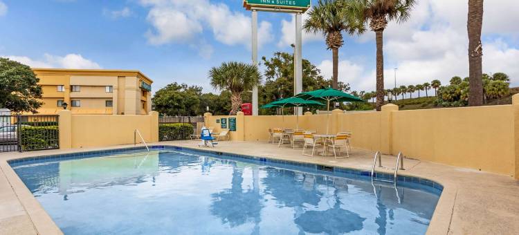 奥兰多南拉昆塔温德姆套房酒店(La Quinta Inn & Suites by Wyndham Orlando South)图片