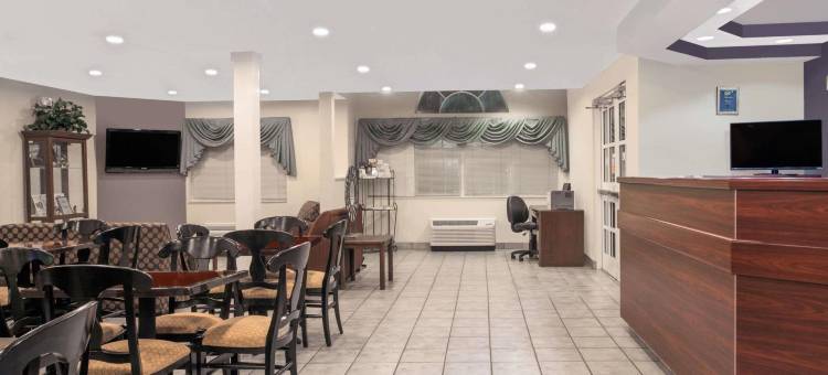 梅里迪恩麦客达套房酒店(Microtel Inn & Suites by Wyndham Meridian)图片