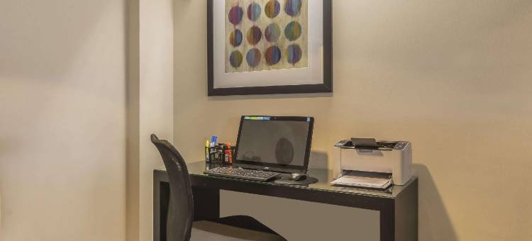 贝勒维尔舒适酒店(Comfort Inn)图片