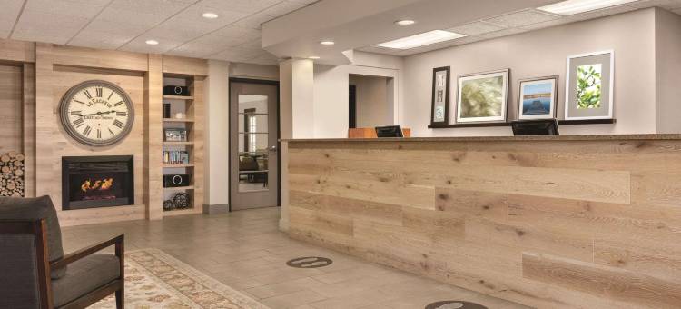 克林顿港丽怡酒店(Country Inn & Suites by Radisson, Port Clinton, Oh)图片