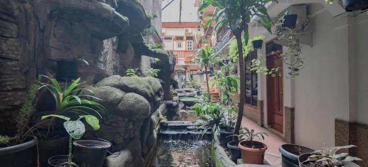 红门酒店@阿尔维加酒店-哈桑萨迪金医院附近-万隆(RedDoorz at Arwiga Hotel Near RS Hasan Sadikin Bandung)图片