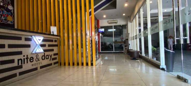 泗水朝晚酒店-古农萨里(Nite & Day Surabaya - Gunungsari)图片