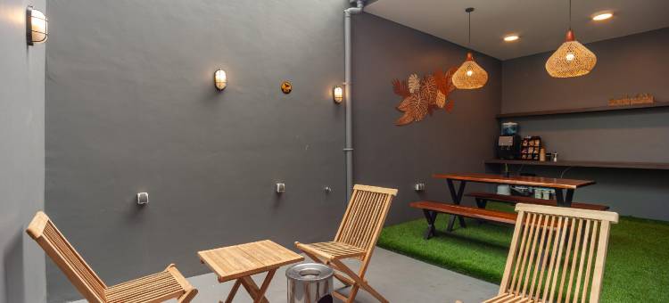 优本维尤格鲁维酒店-丹格朗(Urbanview Hotel Groovy Inn Tangerang)图片