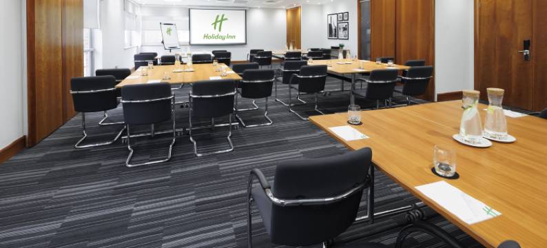 Holiday Inn 读南M4，JCT.11(Holiday Inn READING-SOUTH M4, JCT.11 by IHG)图片
