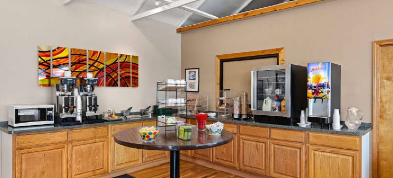 布兰森 / 谢泼德希尔斯高速公路温德姆速 8 汽车旅馆(Super 8 by Wyndham Branson / Shepherd of the Hills Exwy)图片