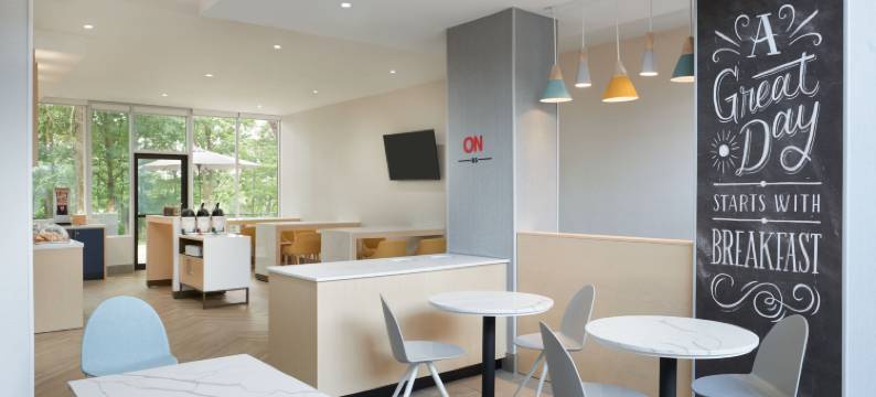 多伦多奥克维尔万豪TownePlace酒店(TownePlace Suites Toronto Oakville)图片