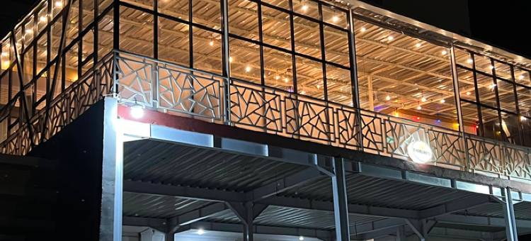 比纳穆伊斯兰杰内蓬托酒店(Hotel Binamu Syariah Jeneponto)图片