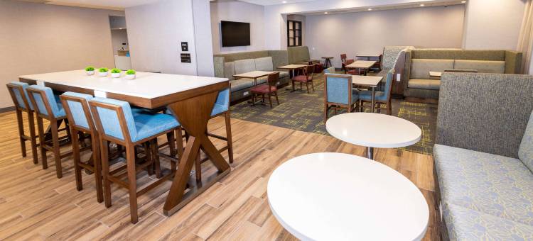 塞尔玛欢朋酒店(Hampton Inn by Hilton Selma)图片