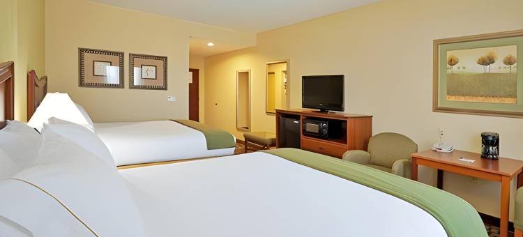 智选假日套房酒店南部的杉木树丛区(Holiday Inn Express & Suites Southern Pines-Pinehurst Area)图片