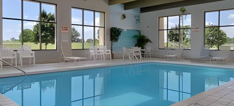 简斯维尔温德姆呗盟酒店(Baymont by Wyndham Janesville)图片