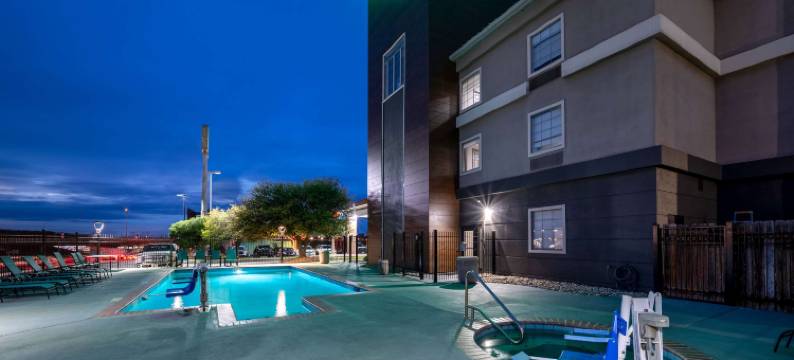 纽布朗费尔斯拉昆塔温德姆套房酒店(La Quinta Inn & Suites by Wyndham New Braunfels)图片