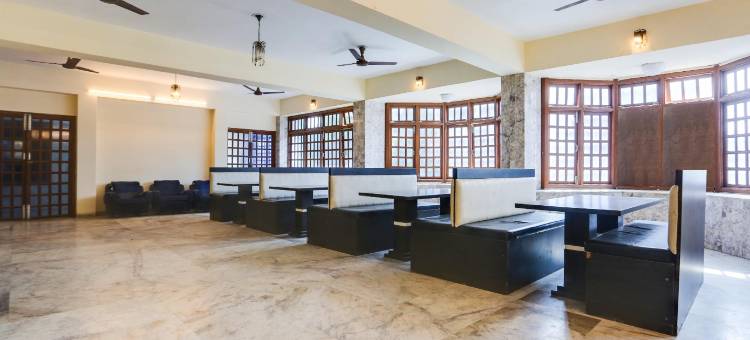 OYO 14814 维纳亚克酒店(Super Townhouse Pichola Formerly Vinayak)图片