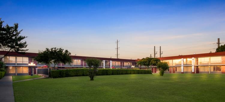麦金尼凯艺酒店(Red Roof Inn & Conference Center McKinney)图片