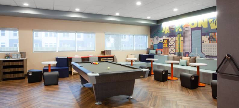 杰克逊维尔圣约翰镇中心希尔顿Tru酒店(Tru by Hilton Jacksonville St. Johns Town Center)图片