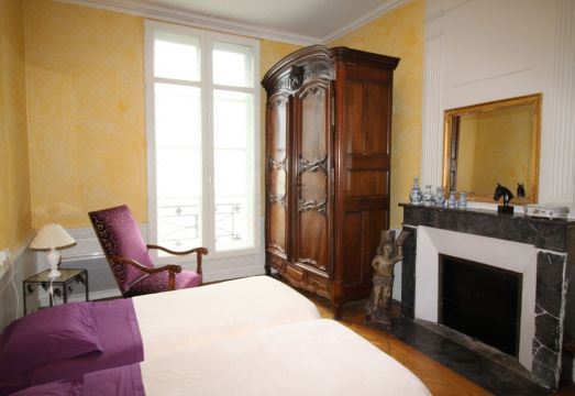 3000 sq f, in the old  Saumur city , along the Loire river. Charm & great views Hotel Overview
