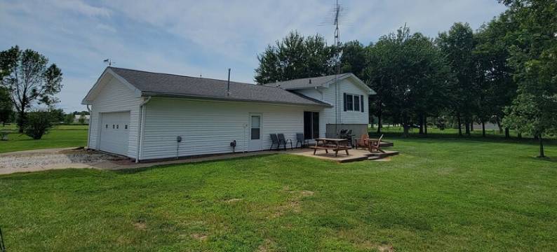 Sugarcreek executive lodging/outdoor adventure headquarters near Olney,IL图片