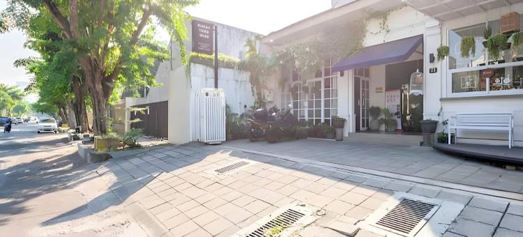特库乌玛尔之家-美特拉红门酒店(Rumah Teuku Umar Mitra RedDoorz)图片