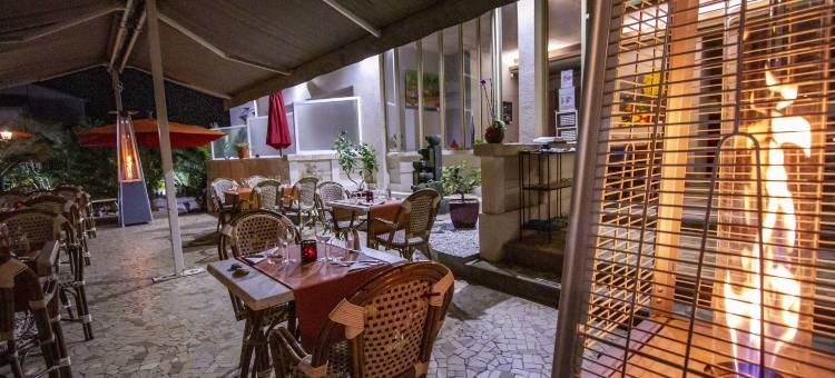 桑图隆酒店(Logis Hotel Restaurant le Kalliste)图片