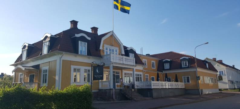 布罗必嘎斯吉瓦尔嘉德酒店(Broby Gästgivaregård)图片