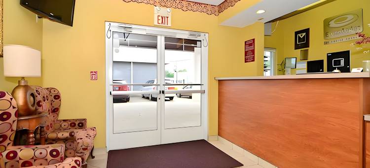 伊克诺旅馆-路易斯威尔机场(Econo Lodge Louisville Airport)图片