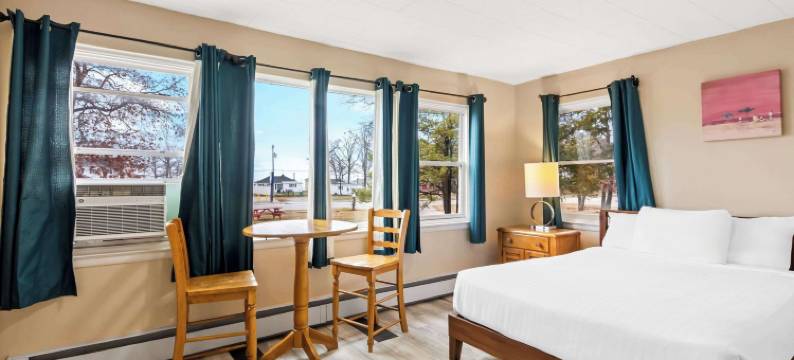 罗德威酒店奥斯科达(Rodeway Inn Oscoda)图片