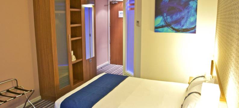 Holiday Inn Express 阿尔赫西拉斯(Holiday Inn Express CAMPO DE GIBRALTAR - BARRIOS by IHG)图片