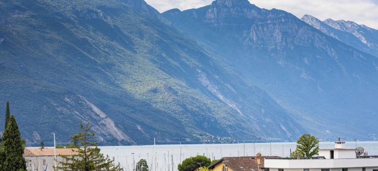 加尔达套房酒店 - 托内利酒店(Garda Suite Hotel - TonelliHotels)图片