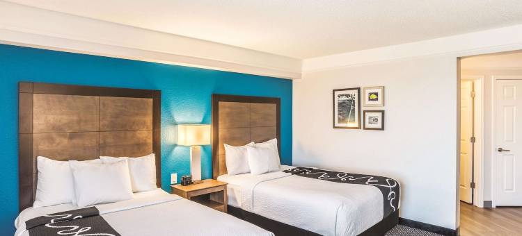 凤凰城钱德勒拉昆塔温德姆套房酒店(La Quinta Inn & Suites by Wyndham Phoenix Chandler)图片