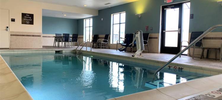 斯利普套房酒店(SureStay by Best Western Cambridge)图片