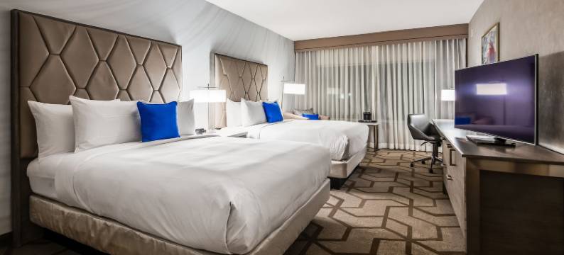 金斯利布卢姆菲尔德山 - 希尔顿逸林酒店(The Kingsley Bloomfield Hills - a DoubleTree by Hilton)图片