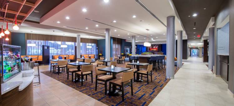 哥伦布万怡酒店(Courtyard Columbus)图片