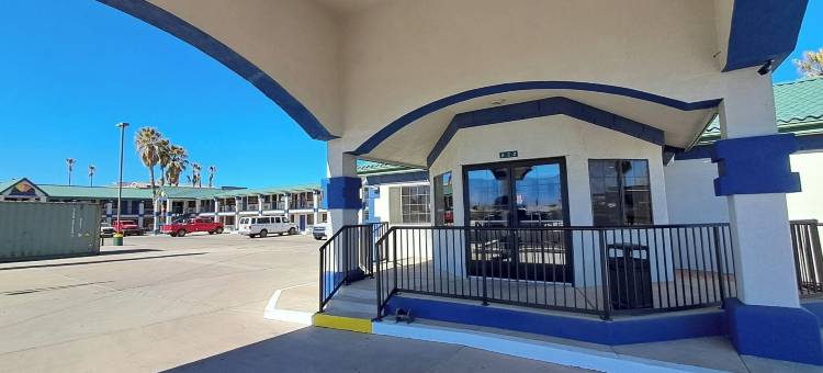 亚利桑那萨福德温德姆戴斯酒店(Days Inn by Wyndham Safford, AZ)图片