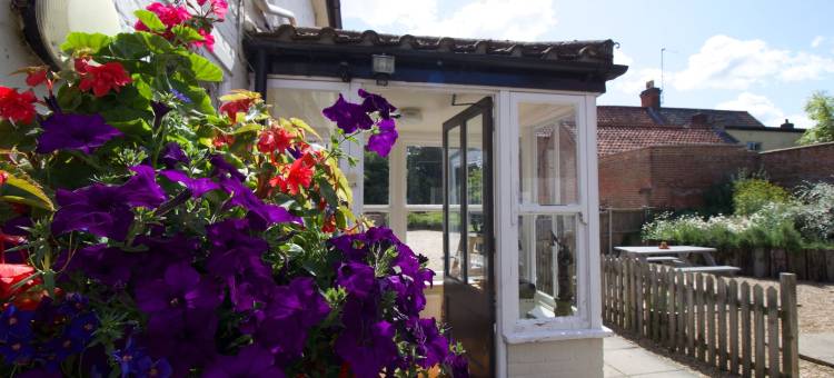 普劳旅馆(The Plough Inn)图片